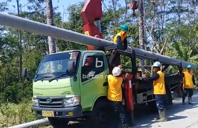 Harga Sewa Truk Crane di Cipondoh Kota Tangerang Harian